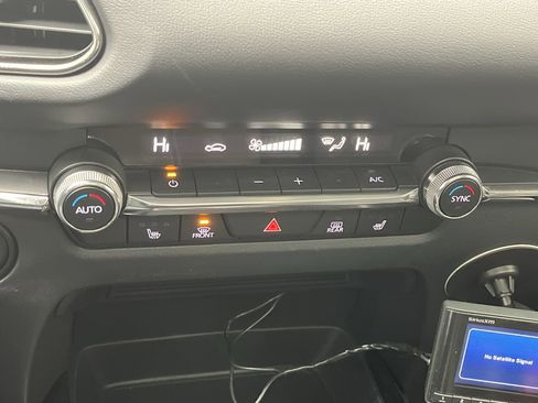 Certified 2023 MAZDA CX-30 AWD 2.5 S w/ Premium Package image 25