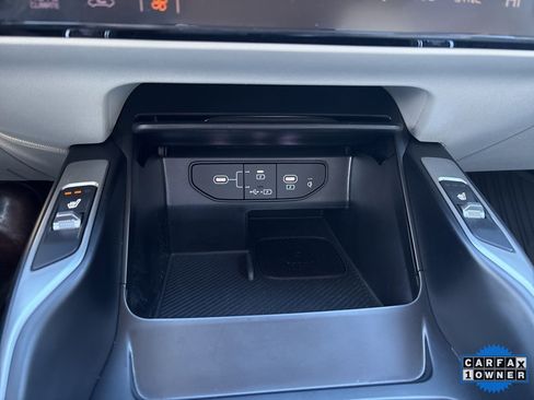 Certified 2025 Kia Sorento EX image 20