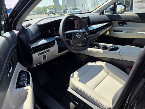 New 2025 Nissan Murano SL image 9