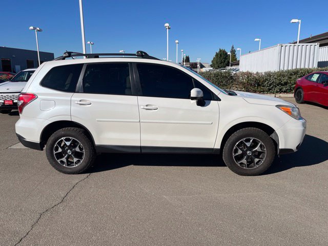 Used 2015 Subaru Forester 2.5i Premium w/ Popular Package #2 AWD/4WD image 2
