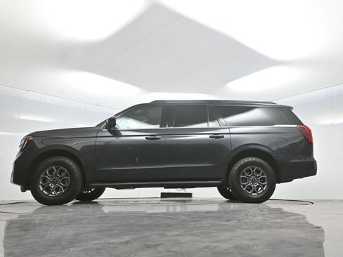 Used 2025 Ford Expedition Max Active RWD image 66