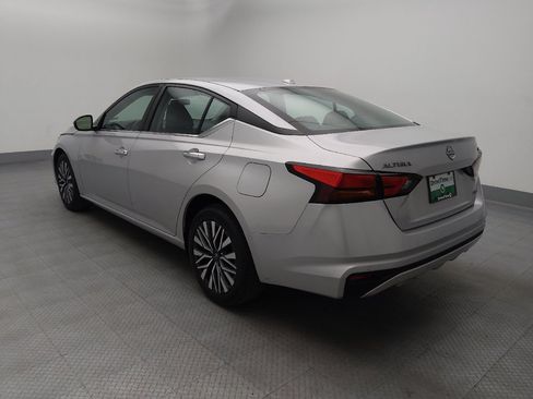 Used 2023 Nissan Altima 2.5 SV AWD/4WD image 5