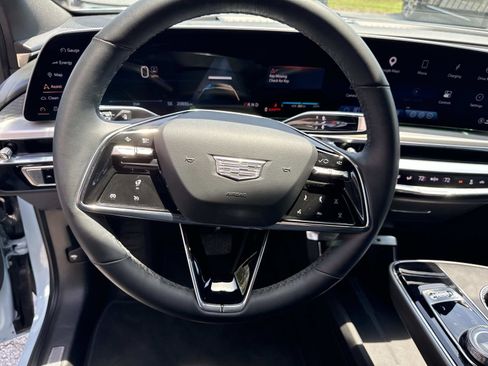 Used 2024 Cadillac Lyriq Sport AWD/4WD image 28
