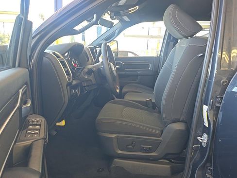Used 2025 RAM 2500 Big Horn AWD/4WD image 7