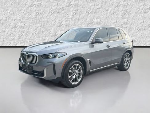 Used 2024 BMW X5 xDrive40i w/ Premium Package AWD/4WD image 7