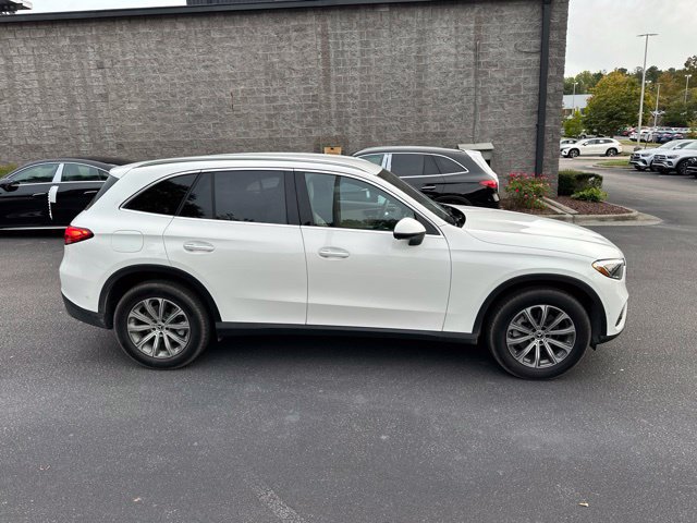 Certified 2026 Mercedes-Benz GLC 300 image 4