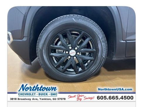 Used 2019 GMC Acadia SLT image 13