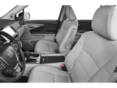 Used 2018 Honda Pilot EX image 9