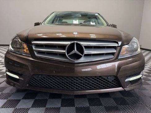 Used 2013 Mercedes-Benz C 300 4MATIC Sedan image 3