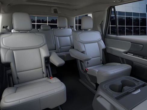 New 2025 Ford Expedition Active RWD image 14