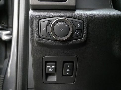 Used 2019 Ford F150 Raptor w/ Equipment Group 802A Luxury AWD/4WD image 17