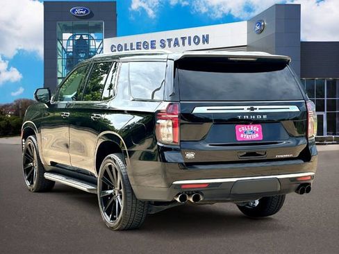 Used 2022 Chevrolet Tahoe Premier RWD image 3