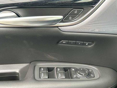 New 2026 Cadillac XT5 Premium Luxury w/ LPO, ONYX Package AWD/4WD image 25