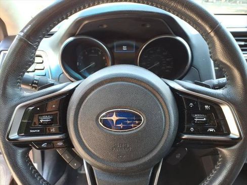 Used 2019 Subaru Outback 2.5i Touring w/ Popular Package #3A AWD/4WD image 19