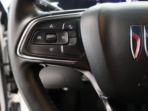 Used 2025 Buick Envista Sport Touring FWD image 30