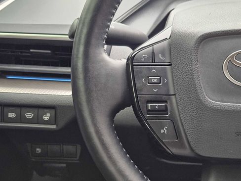 Used 2024 Toyota Prius XLE image 27