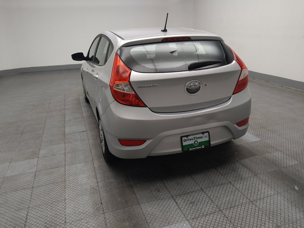 Used 2017 Hyundai Accent SE FWD image 5