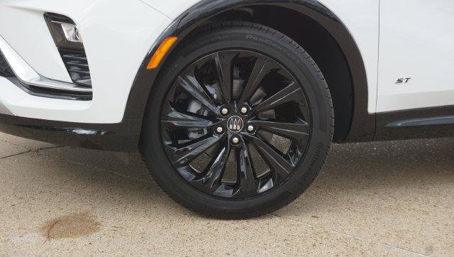 New 2026 Buick Envista Sport Touring w/ Convenience I Package FWD image 2