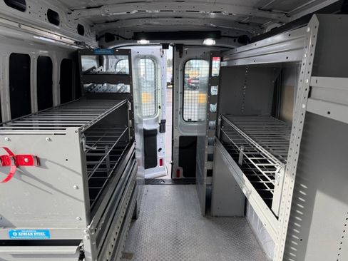 Used 2018 Ford Transit 350 T-350 148 Med Rf 9500 GVWR Sl image 21