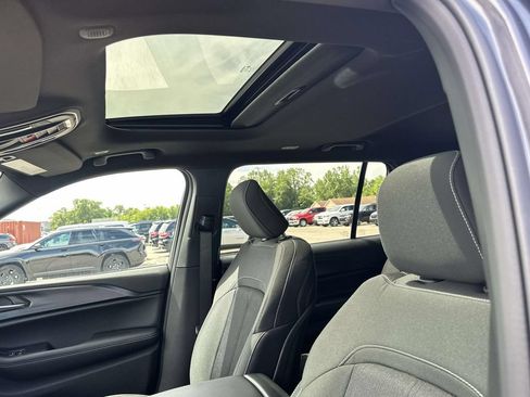 New 2026 Jeep Grand Cherokee L Laredo AWD/4WD image 15