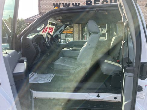 Used 2016 Ford F250 XL w/ Power Equipment Group AWD/4WD image 15