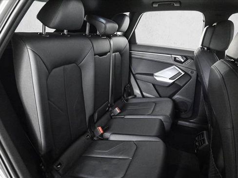 Certified 2024 Audi Q3 2.0T Premium Plus w/ Premium Plus Package image 21