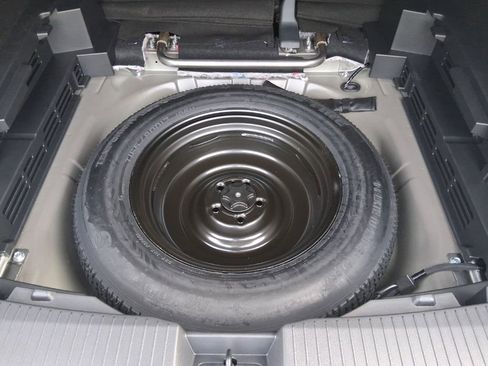 New 2026 Nissan Rogue SV AWD/4WD image 9
