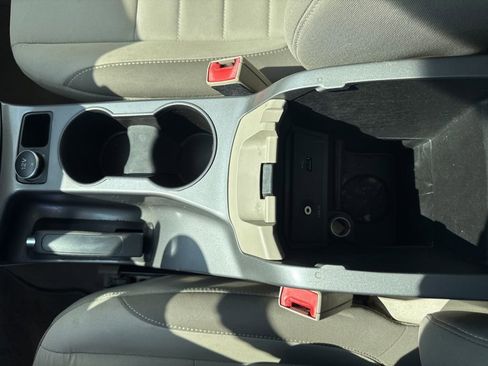 Used 2013 Ford Escape SE image 25