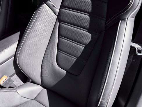 Used 2022 Porsche 911 Carrera 4 GTS w/ Premium Package image 44