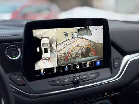 New 2026 Chevrolet Blazer LT w/ Sound & Technology Package AWD/4WD image 18