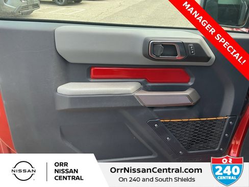 Used 2023 Ford Bronco Badlands image 13