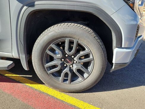 Used 2024 GMC Sierra 1500 Elevation w/ LPO, Elevation Black Package image 5