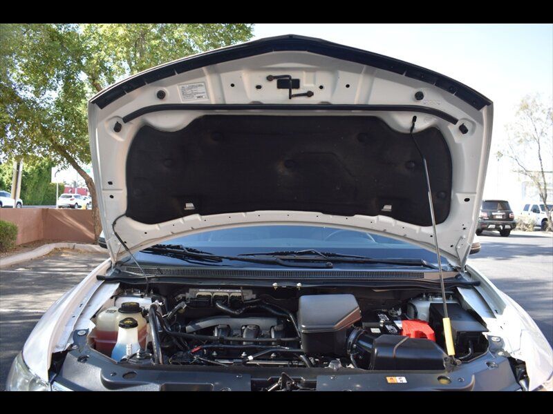 Used 2013 Lincoln MKX AWD image 39