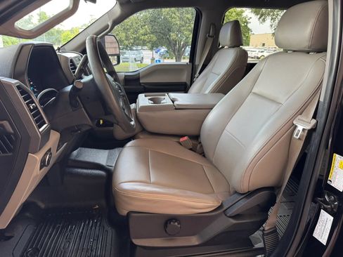 Used 2018 Ford F250 XL w/ STX Appearance Package AWD/4WD image 14