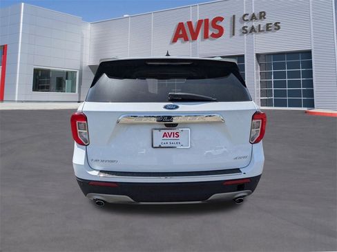 Used 2023 Ford Explorer Limited image 9