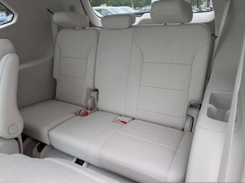 New 2026 Buick Enclave Avenir w/ Super Cruise Package image 14