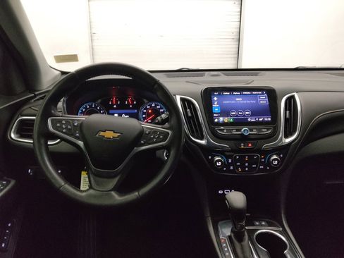 Used 2022 Chevrolet Equinox Premier image 22