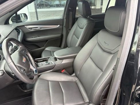 Certified 2024 Cadillac XT6 Luxury FWD image 7
