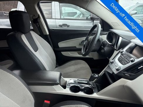 Used 2016 Chevrolet Equinox LS image 11