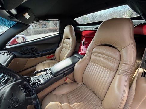 Used 2004 Chevrolet Corvette Convertible w/ Preferred Equipment Group image 25