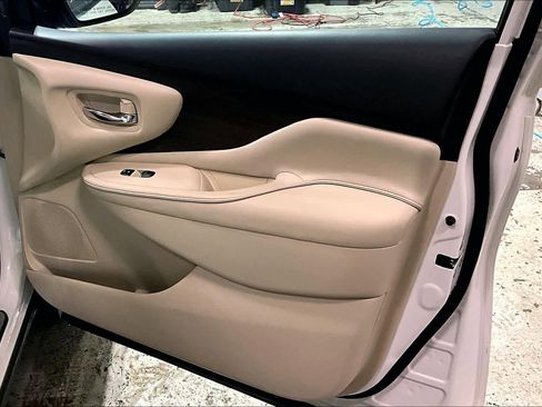 Used 2019 Nissan Murano Platinum image 23