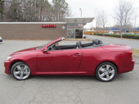 Used 2010 Lexus IS 350C image 7