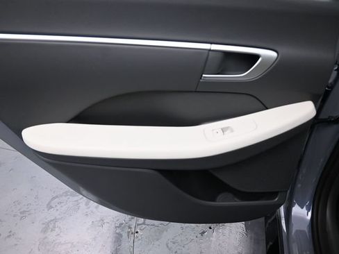 Used 2026 Hyundai Sonata SEL FWD image 23