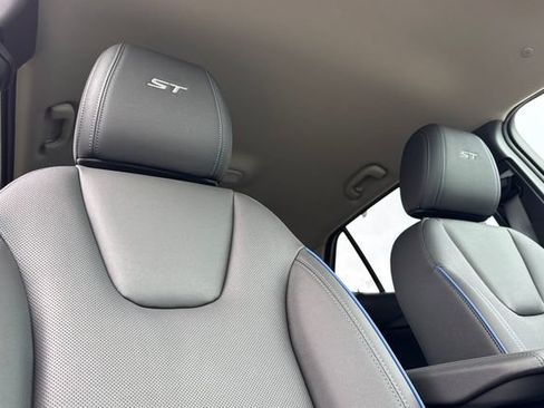 New 2026 Buick Encore GX Sport Touring w/ Advanced Technology Package AWD/4WD image 18