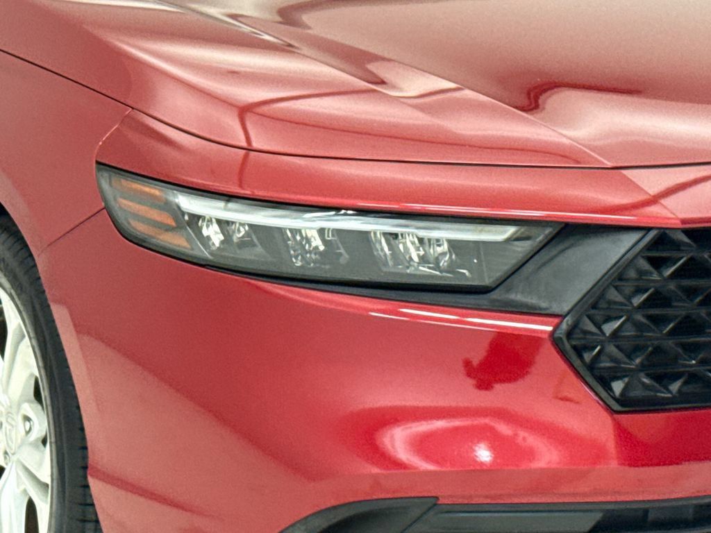 Certified 2023 Honda Accord LX image 5