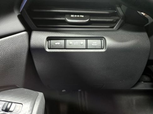 Used 2022 Nissan Altima 2.5 SR AWD/4WD image 13