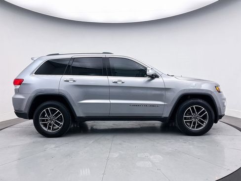 Used 2019 Jeep Grand Cherokee Limited w/ Luxury Group II image 18