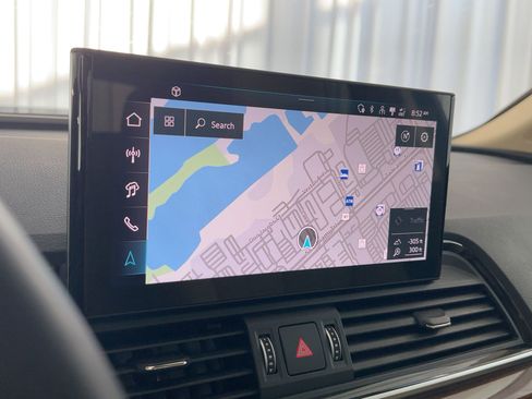 Used 2024 Audi Q5 e Premium Plus image 26