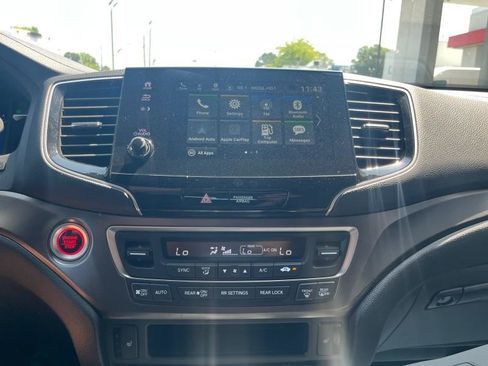 Used 2022 Honda Pilot Sport image 13
