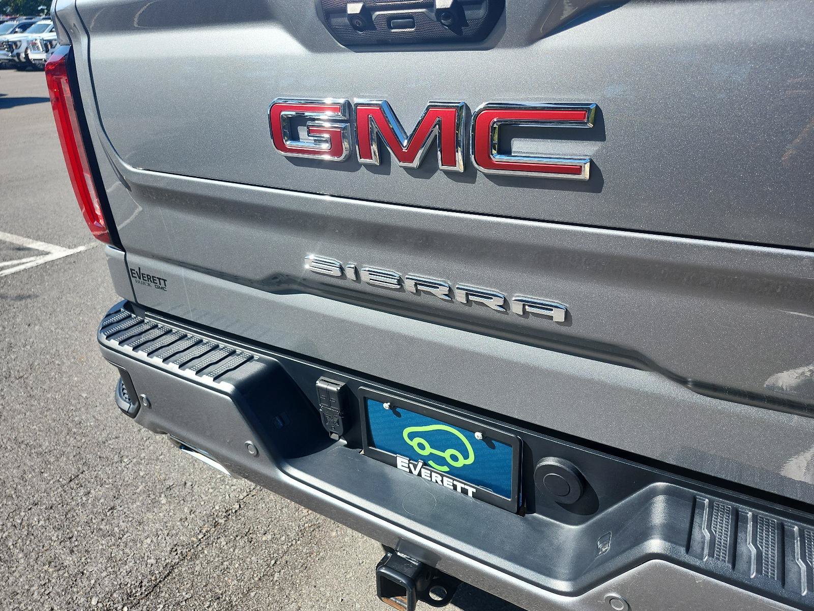 Certified 2026 GMC Sierra 1500 AT4 w/ AT4 Premium Package AWD/4WD image 4